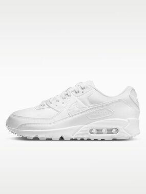 Women's Size 8.5 Nike White Air Max Classic Sneaker